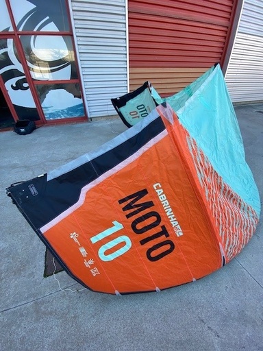 [COM2M190213] MOTO KITE ONLY 2022  TURQUOISE/RED 10m (used)(62)