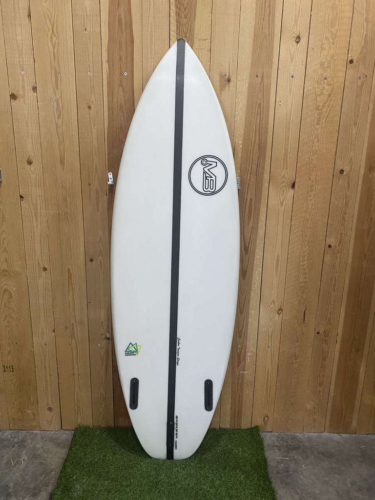 NESSTIME EPOXY CARBON INNEGRA 5'8&quot;