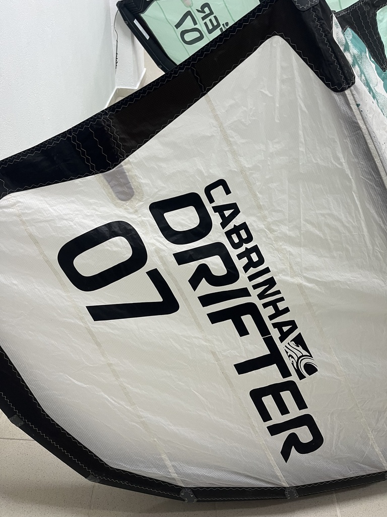 DRIFTER 2023 C3 TEAL/WHITE 7m (used) (48)
