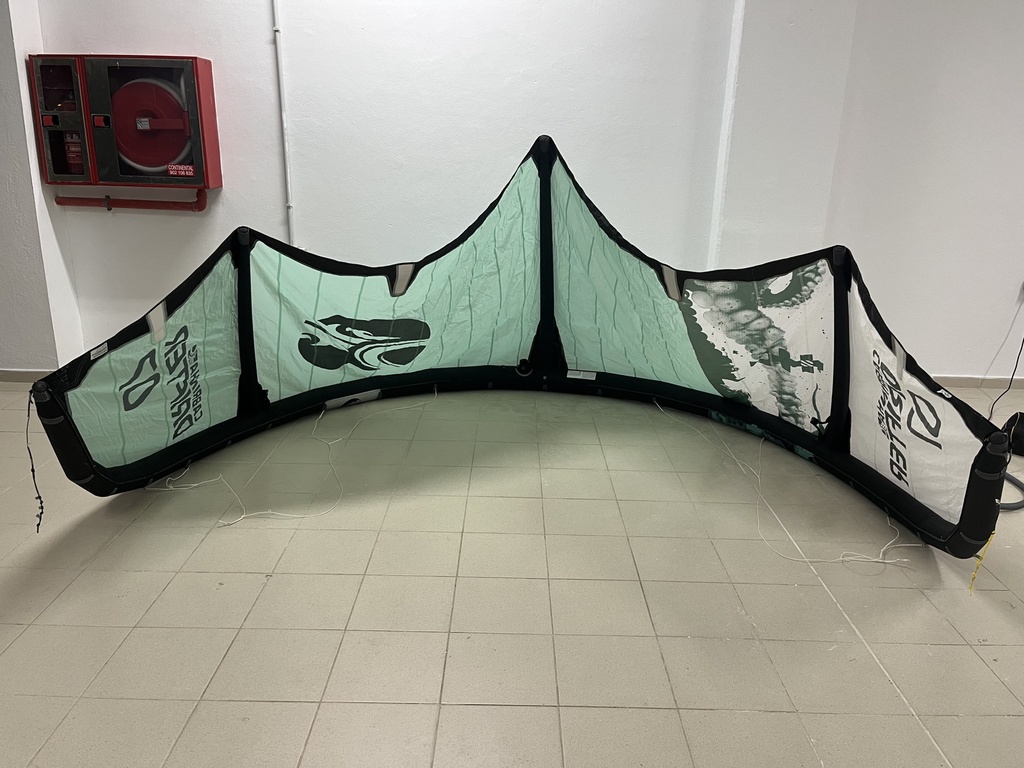 DRIFTER 2023 C3 TEAL/WHITE 7m (used) (48)