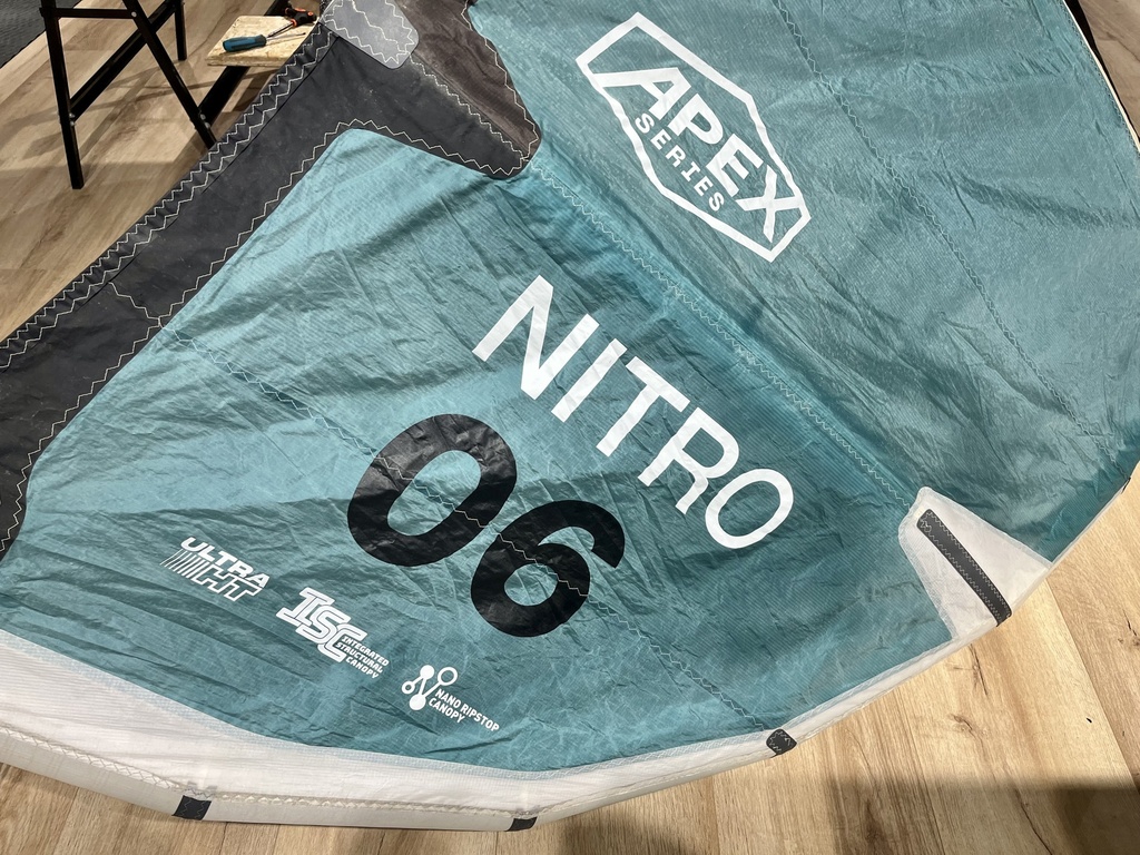 NITRO APEX 2024 C4 BLACK/PETRO/WHITE 6m (used) (68)