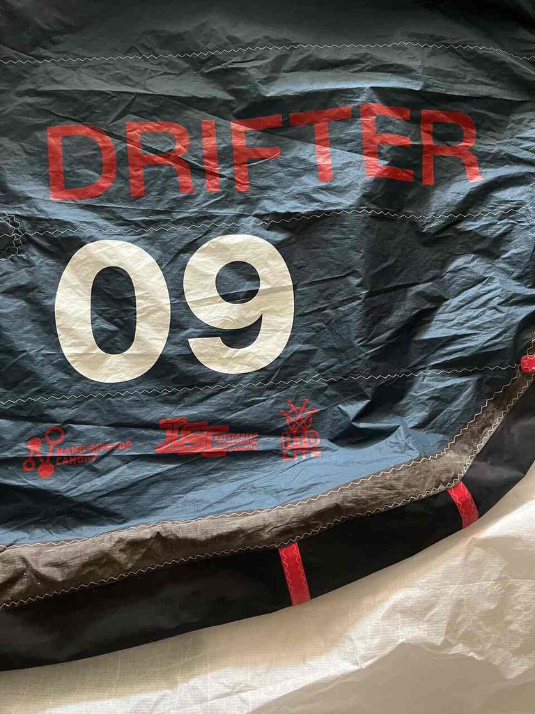 DRIFTER 2024 C1 NAVY/RED/WHITE 9m (used) (87)