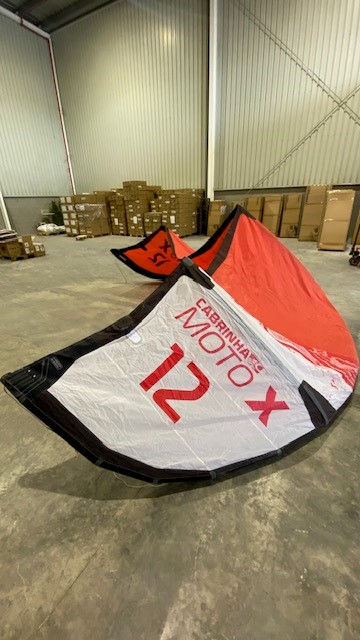 MOTO X 2023 C1 RED 12m (used)