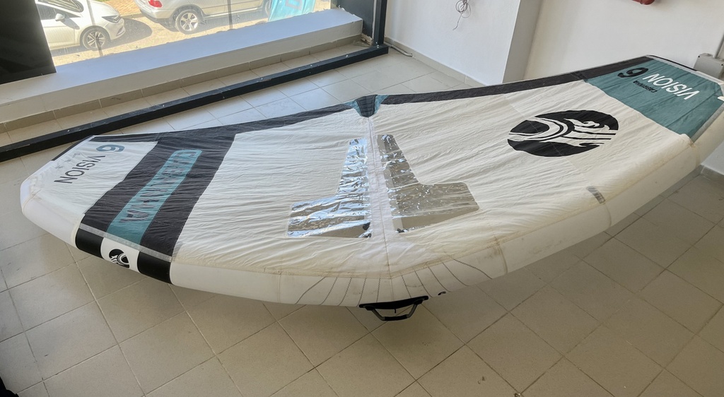 VISION 2024 C3 TEAL/NAVY/WHITE 6m (used)(130)