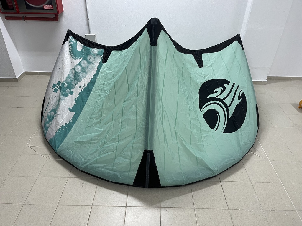 DRIFTER 2023 C3 TEAL/WHITE 7m (used) (48)