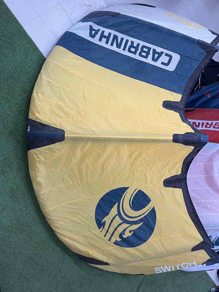 SWITCHBLADE 2024 C2 YELLOW/NAVY/WHT 9m (used)(202)