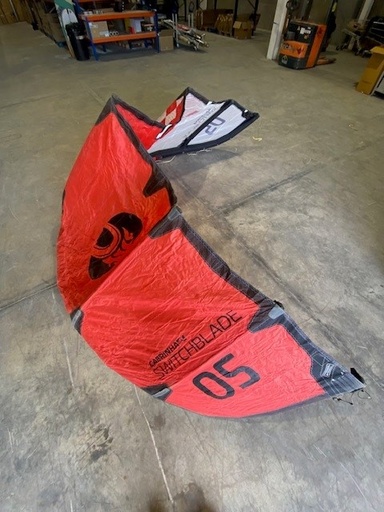 [COM2M280202] SWITCHBLADE 2023 C1 RED 5m (used)(63)