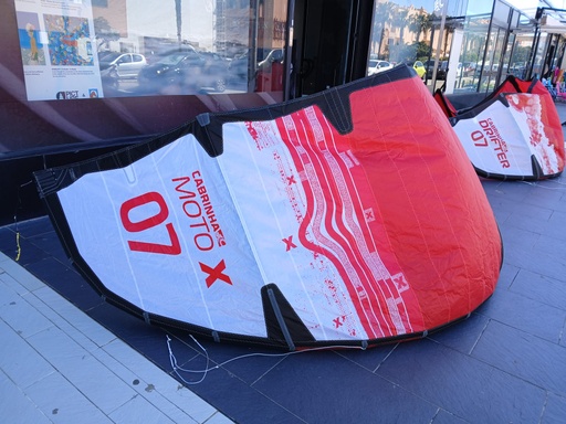[COM2M020504] MOTO X 2023 C1 RED/WHITE 7m (used)